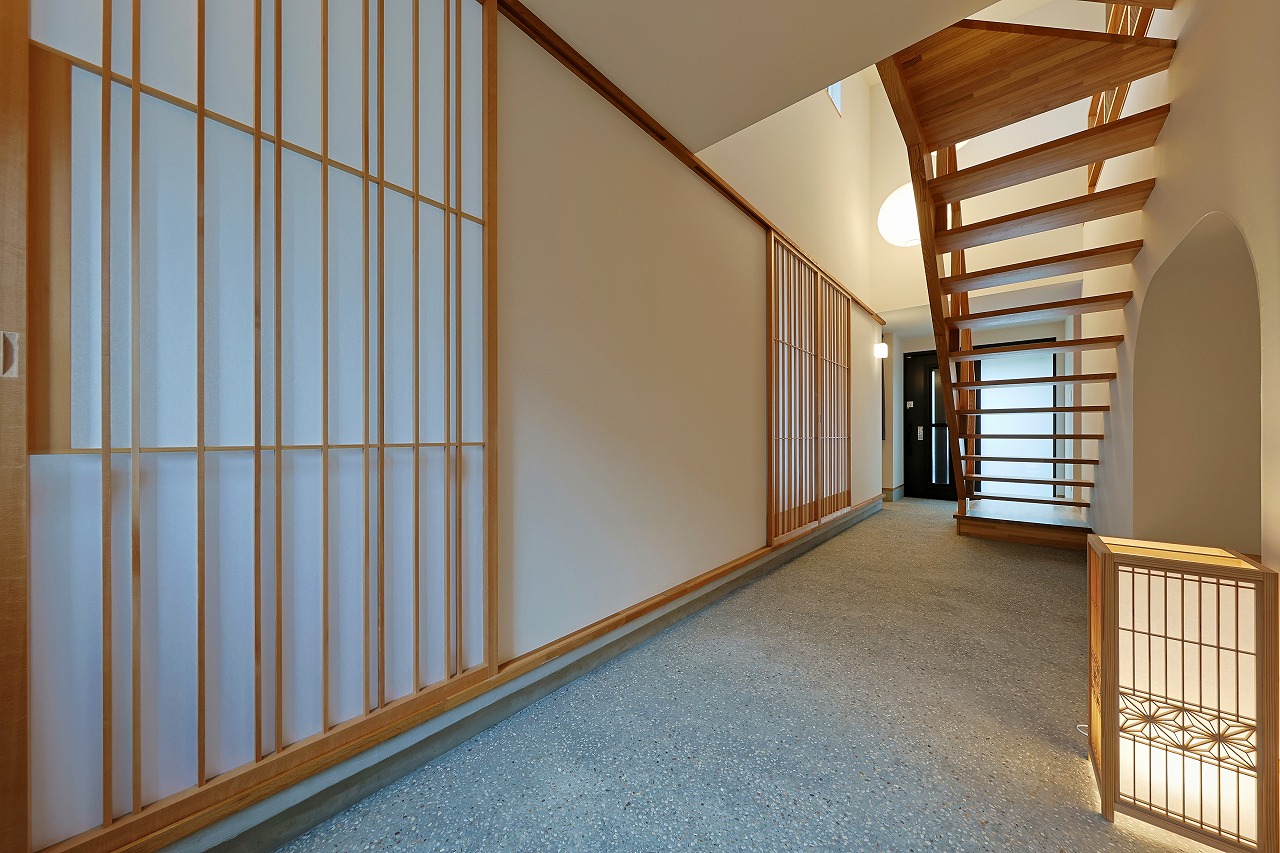 内観-玄関・土間